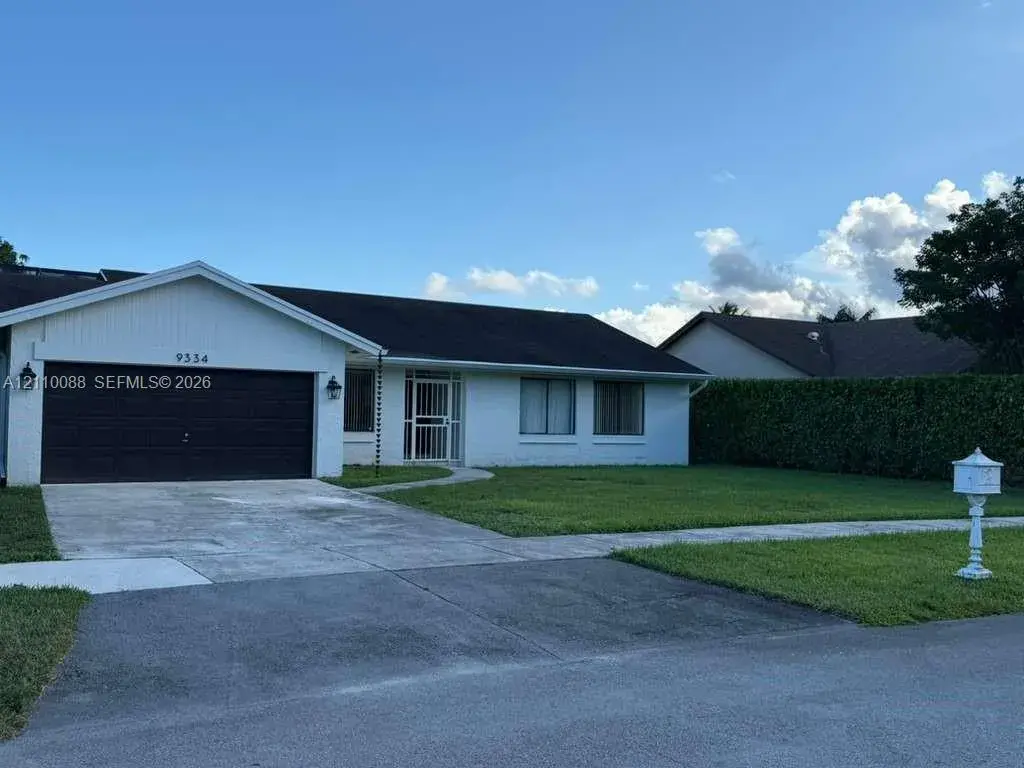 9334 SW 171st Ter, Palmetto Bay FL 33157