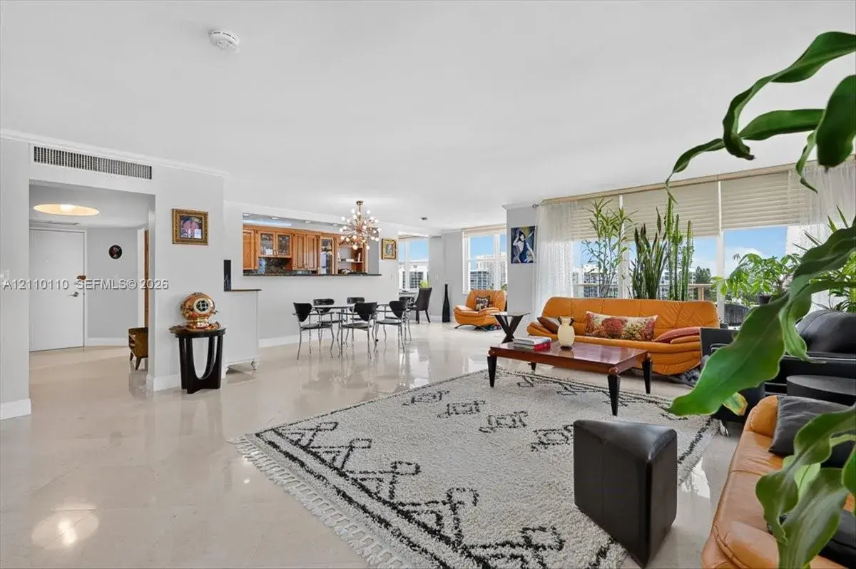 2751 S Ocean Dr # 801N, Hollywood FL 33019
