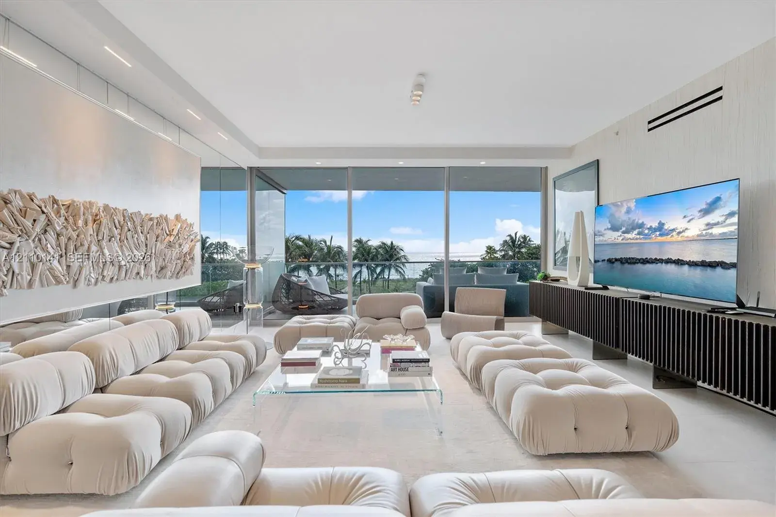 10203 Collins Ave # 303, Bal Harbour FL 33154