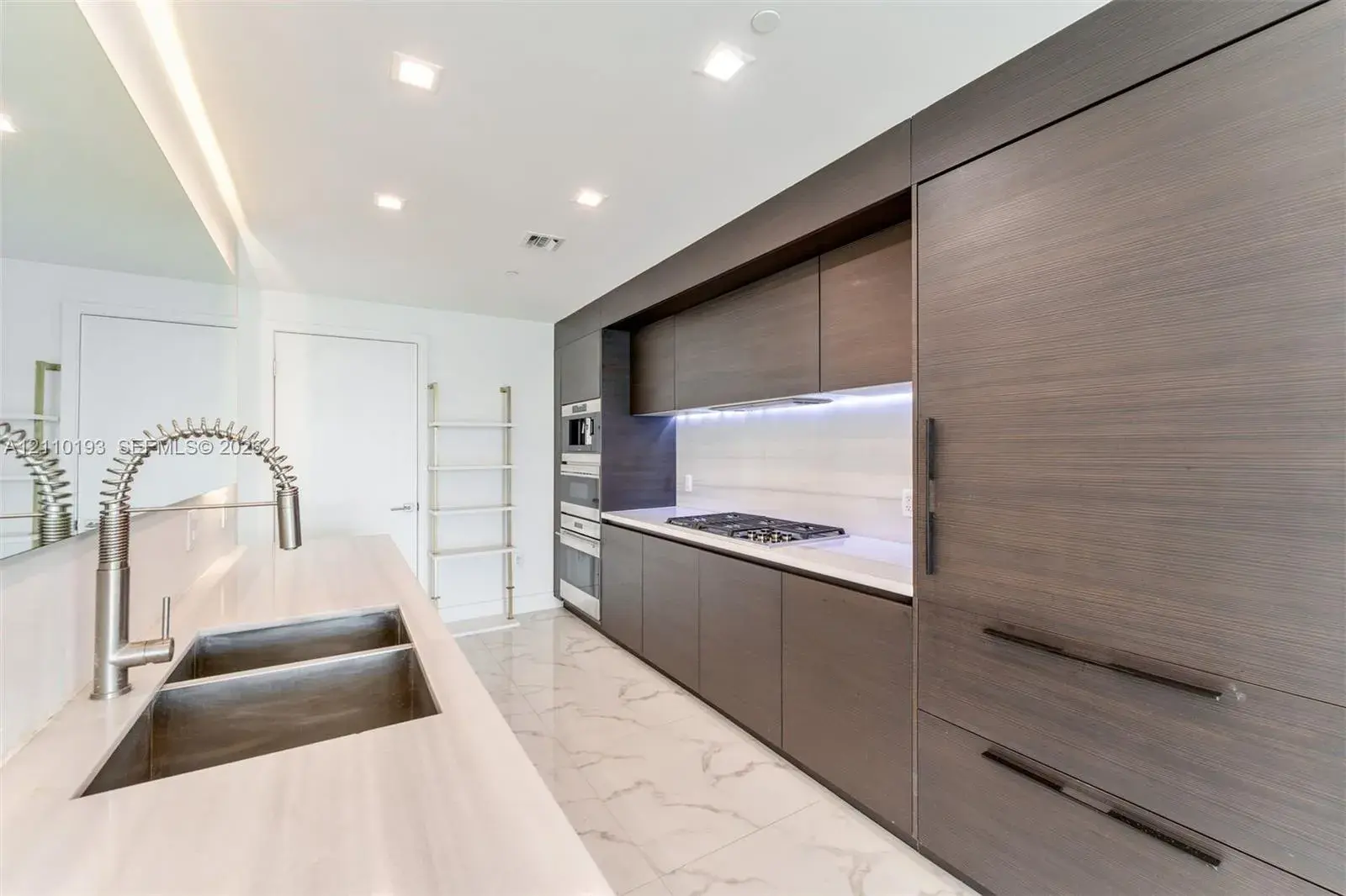 1 Collins Ave # 402, Miami Beach FL 33139