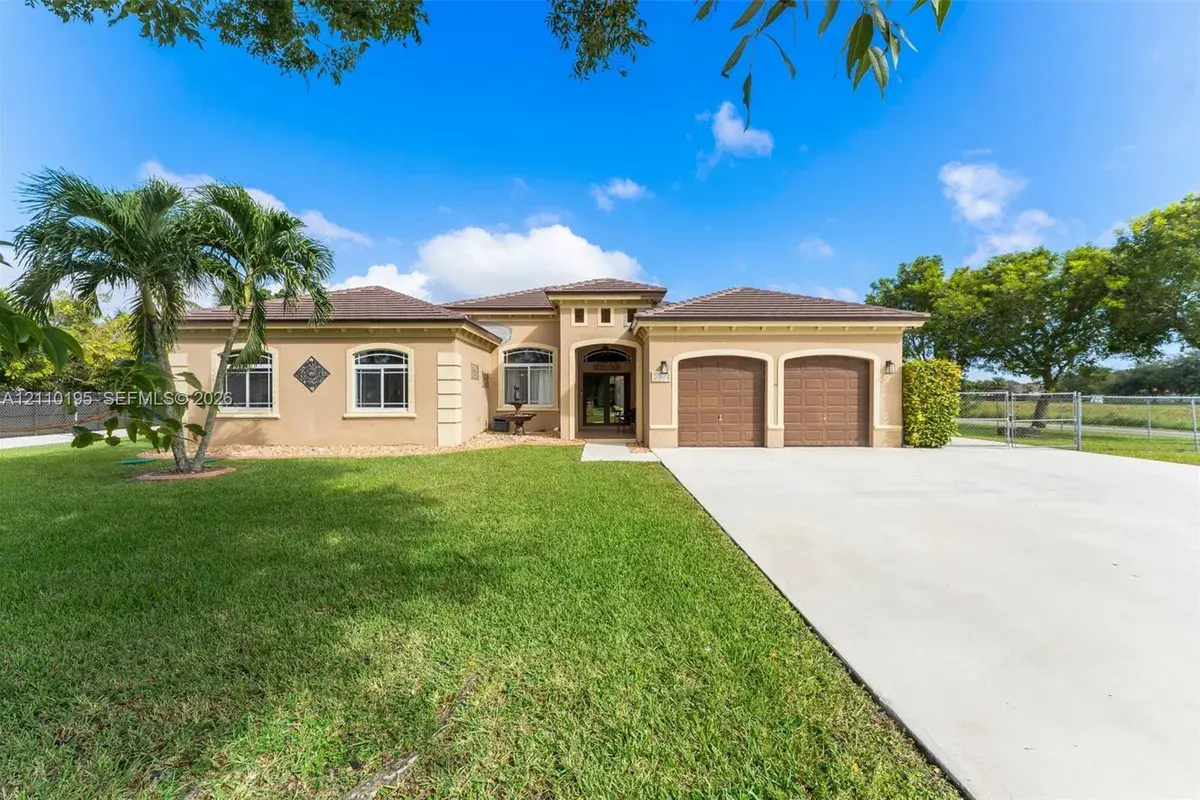 20403 SW 325th St, Homestead FL 33030