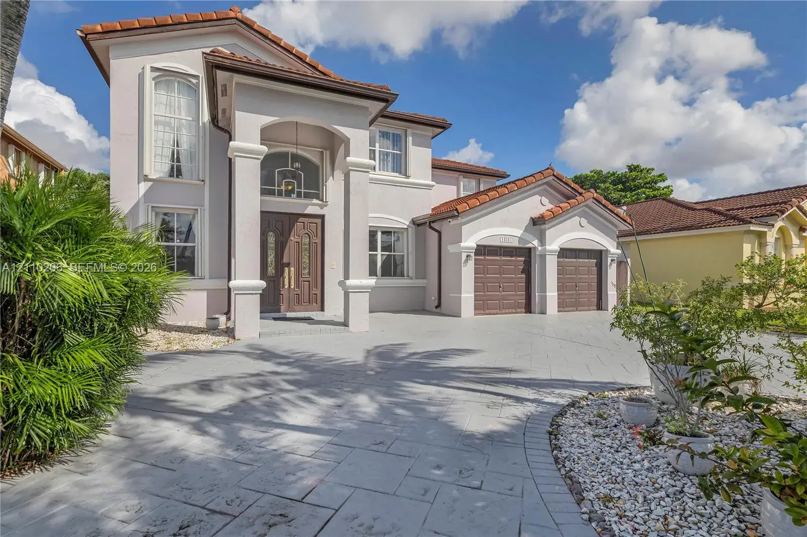 14843 SW 24th St, Miami FL 33185