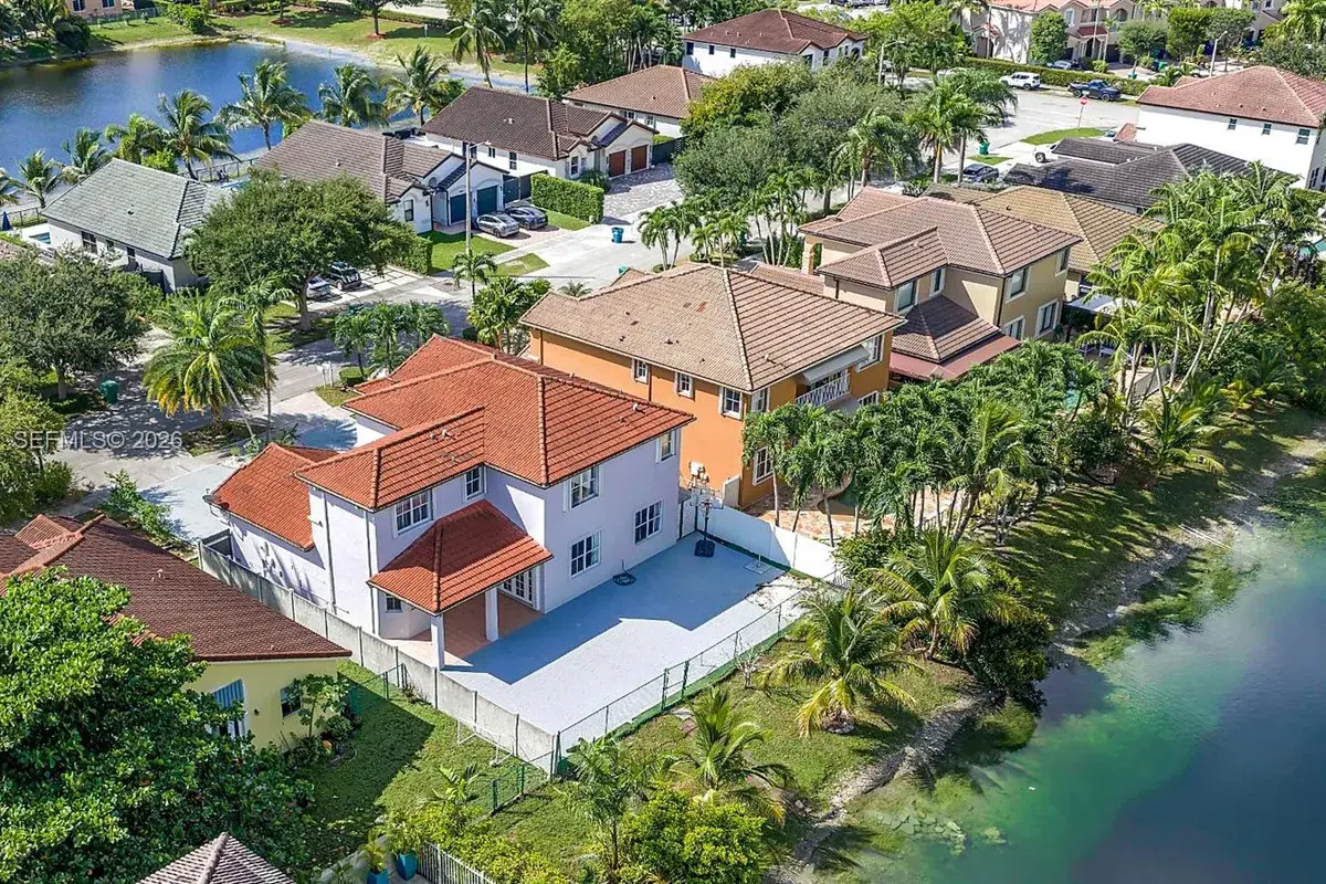 14843 SW 24th St, Miami FL 33185