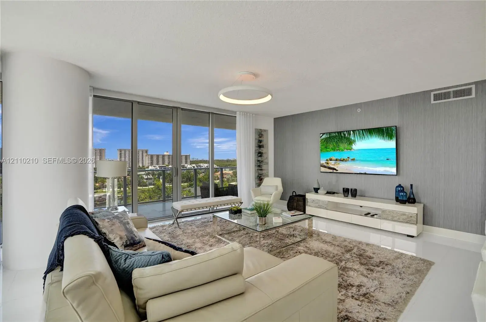 330 Sunny Isles Blvd # 908, Sunny Isles Beach FL 33160