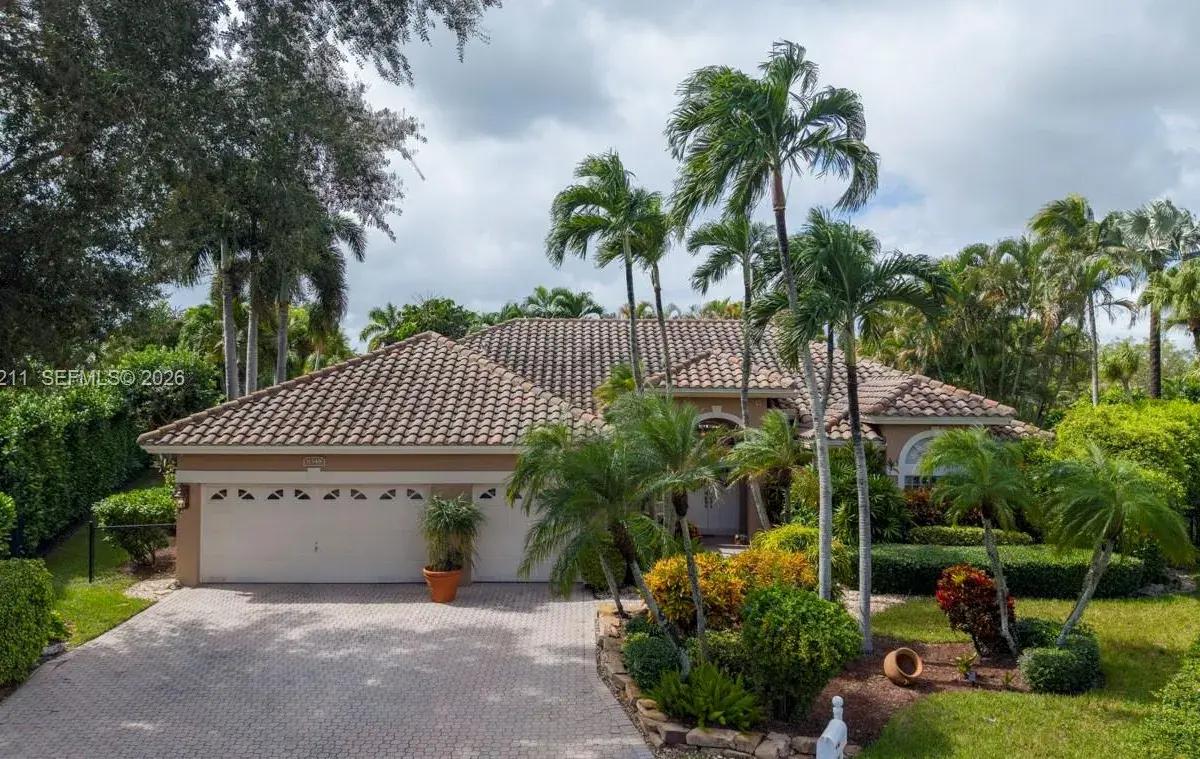 8348 NW 44th St, Coral Springs FL 33065