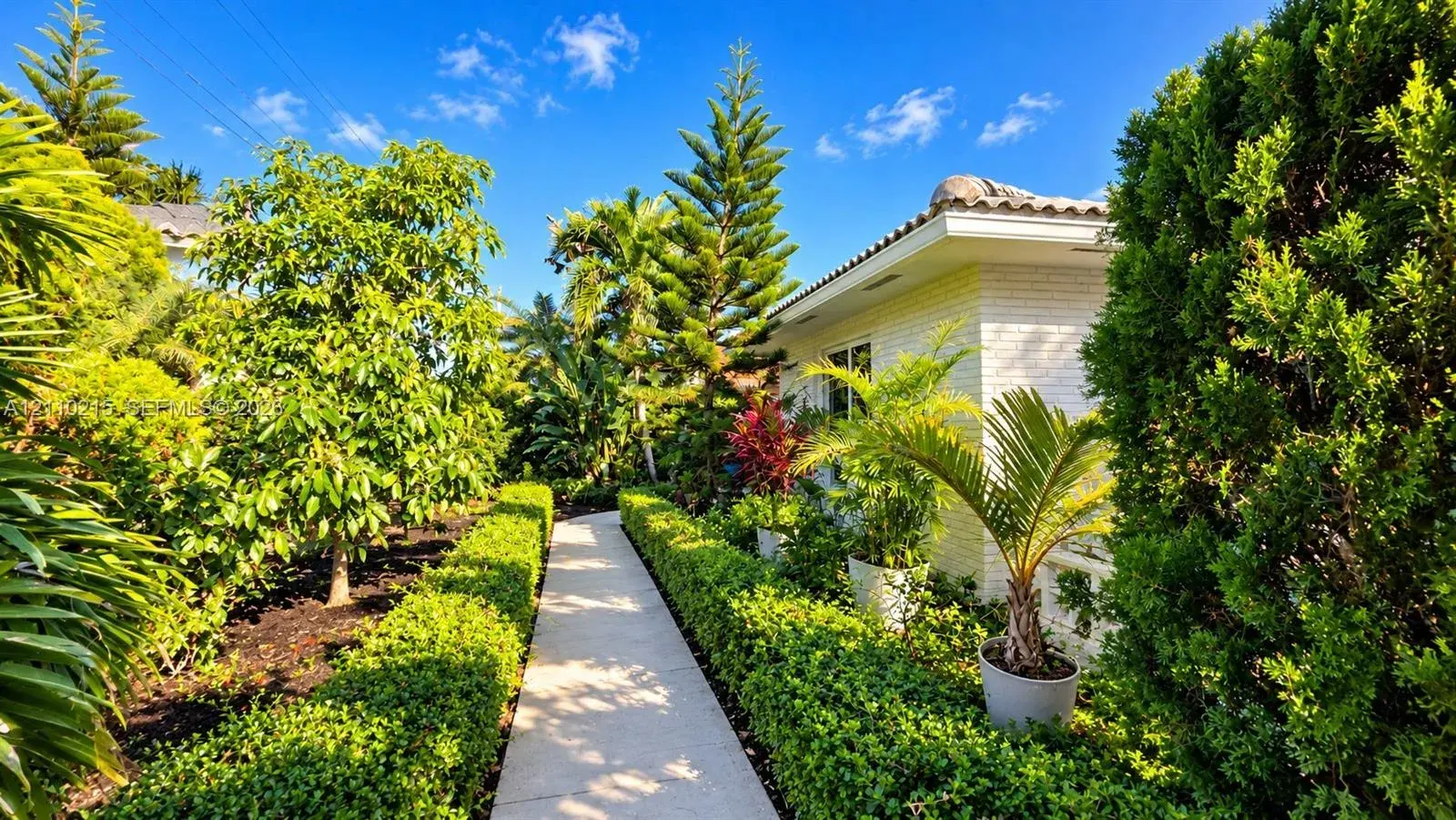2036 Sharon St, Boca Raton FL 33486