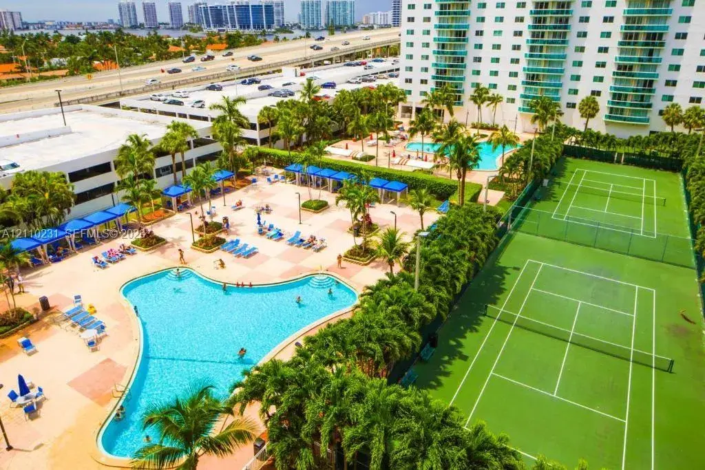 19370 Collins Ave # 622, Sunny Isles Beach FL 33160