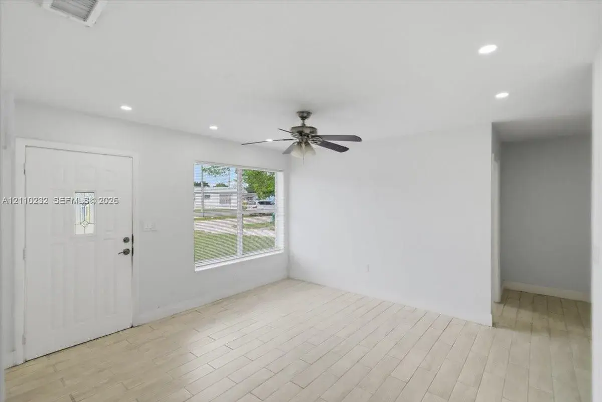20611 NW 23rd Ct, Miami Gardens FL 33056