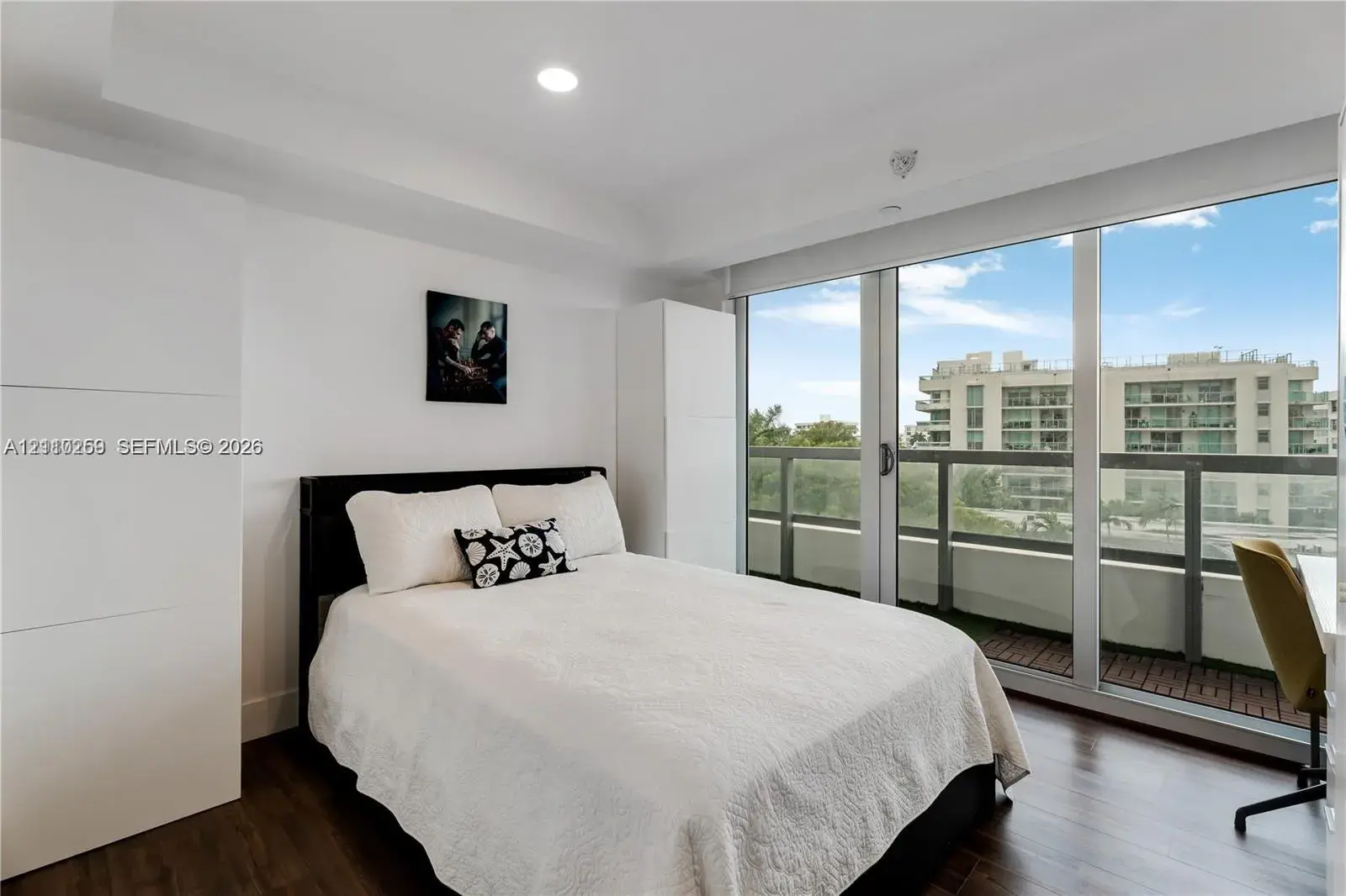 9261 E Bay Harbor Dr # 607, Bay Harbor Islands FL 33154