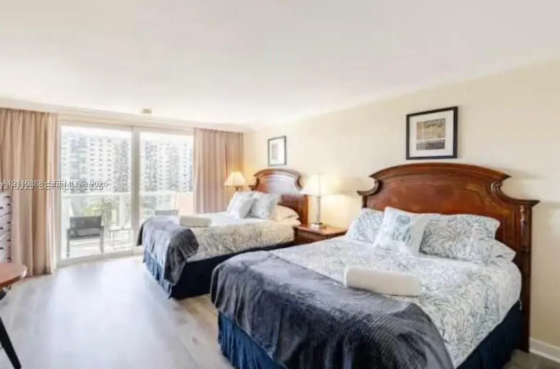 19201 Collins Ave # 733, Sunny Isles Beach FL 33160