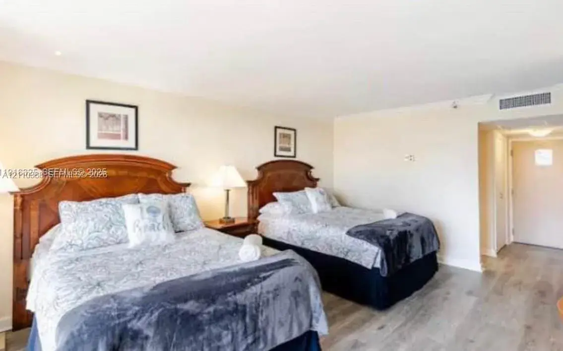 19201 Collins Ave # 733, Sunny Isles Beach FL 33160