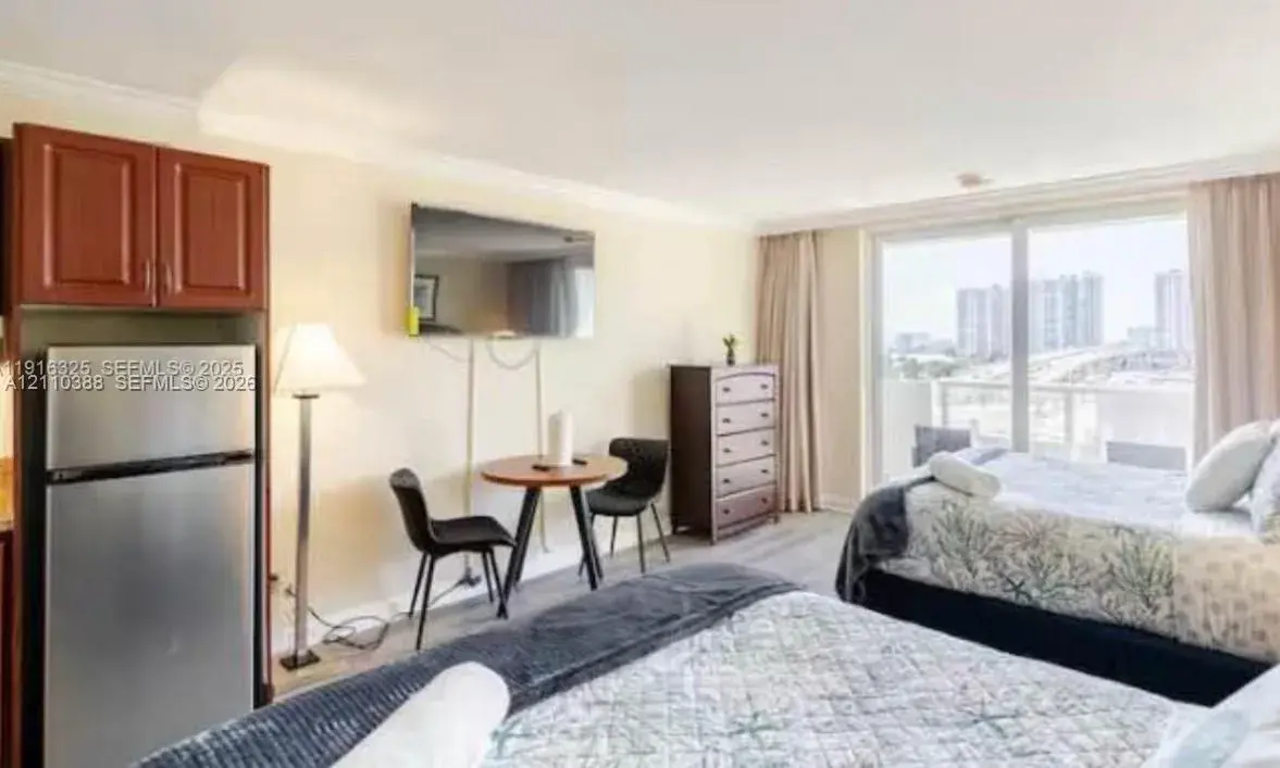 19201 Collins Ave # 733, Sunny Isles Beach FL 33160
