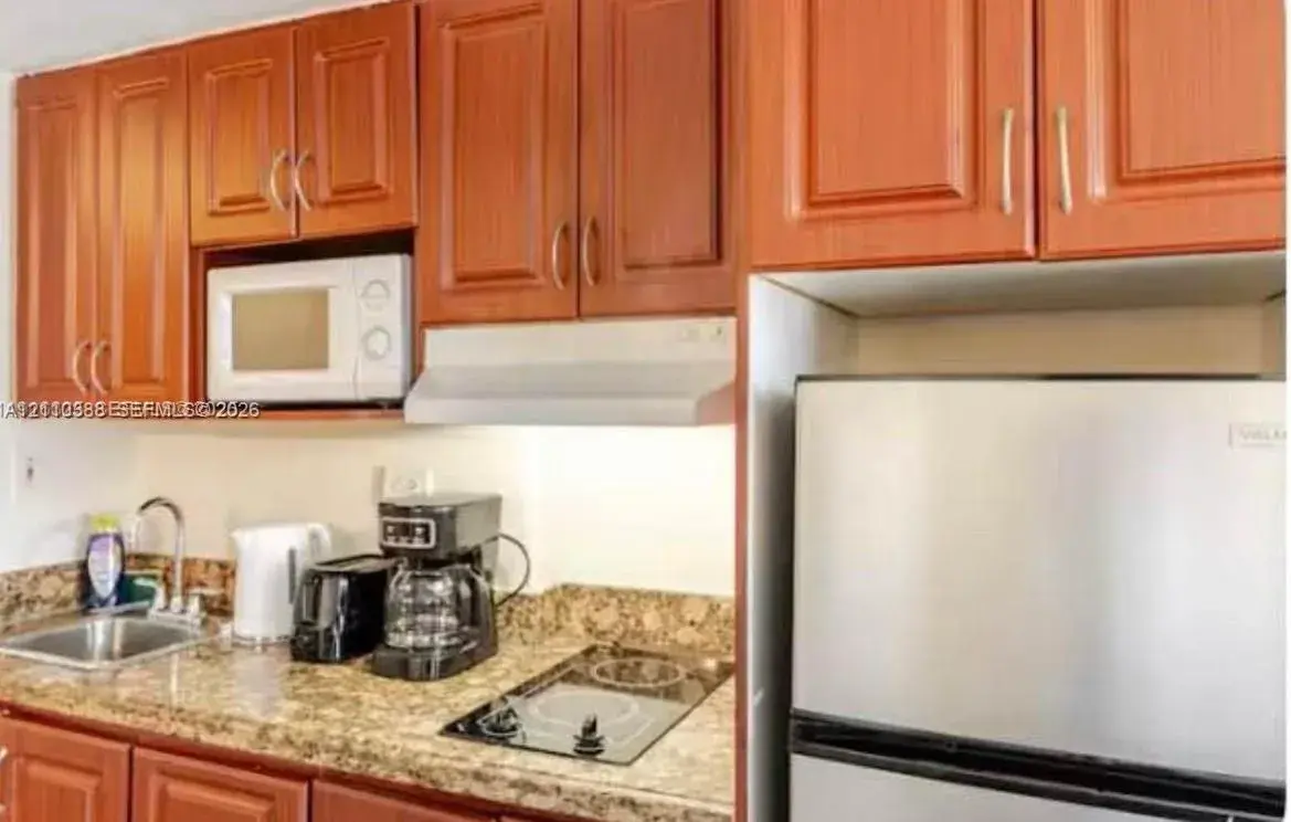 19201 Collins Ave # 733, Sunny Isles Beach FL 33160