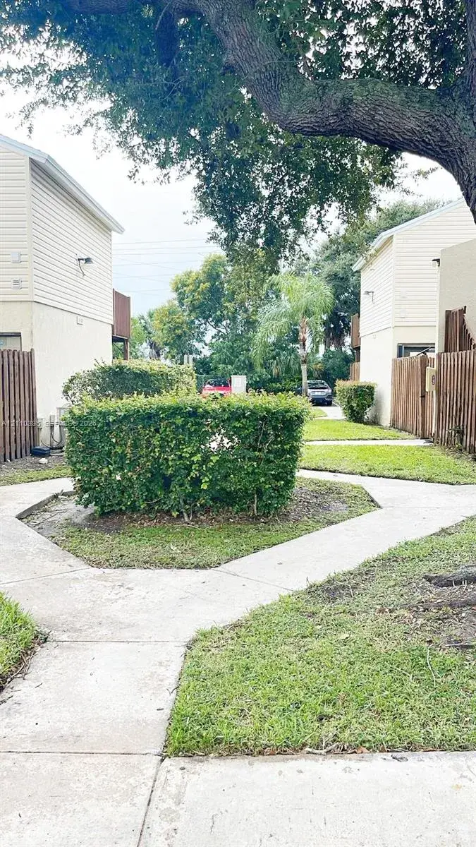 637 Executive Center Dr # N107, West Palm Beach FL 33401