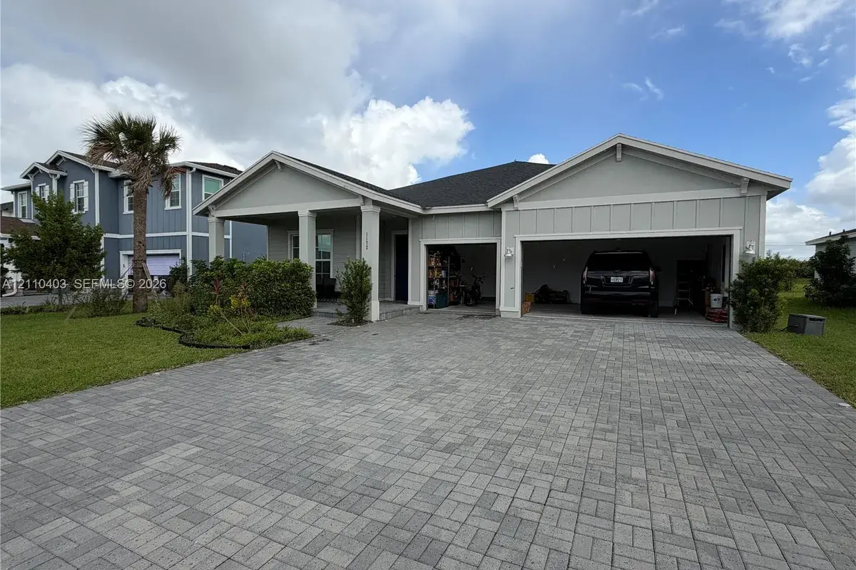 1172 Tangled Orchard Trce, Loxahatchee FL 33470