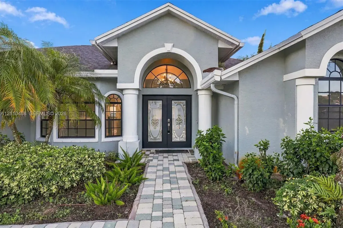 3401 SW San Benito St, Port St. Lucie FL 34953