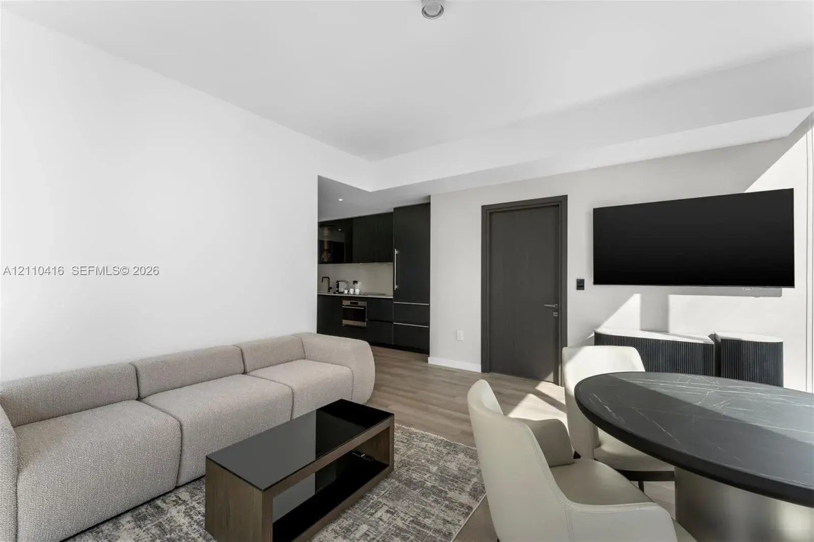 20 NE 11 # 4208, Miami FL 33132