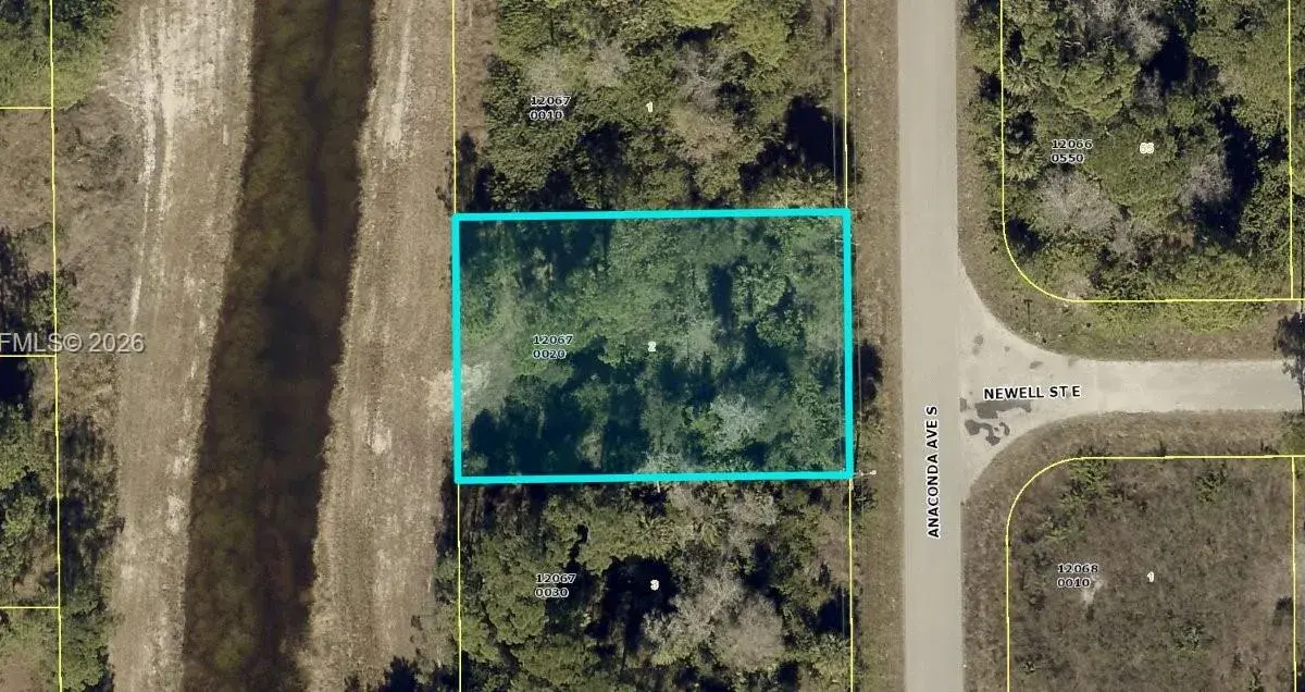 832 S Anaconda Ave., Lehigh Acres FL 33974