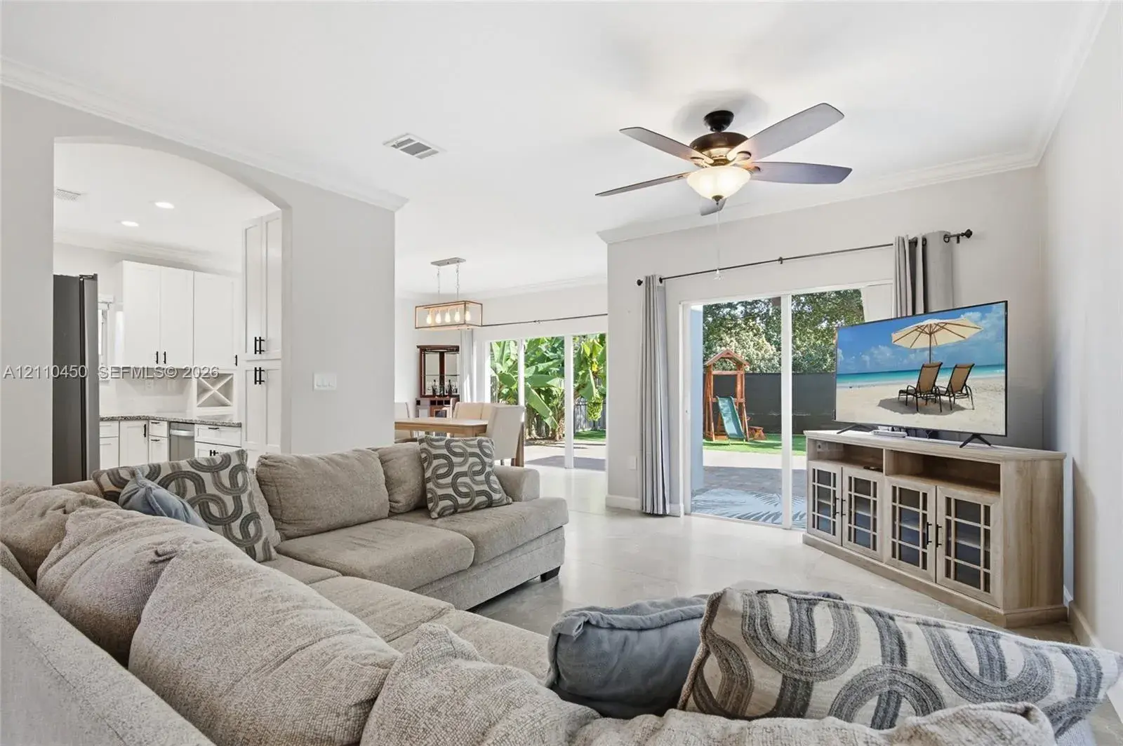 3210 SE 3rd Dr, Homestead FL 33033