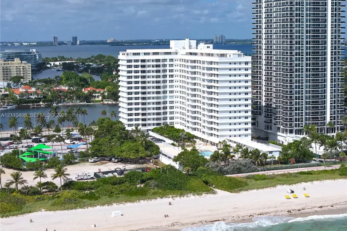4747 Collins Ave # 306, Miami Beach FL 33140