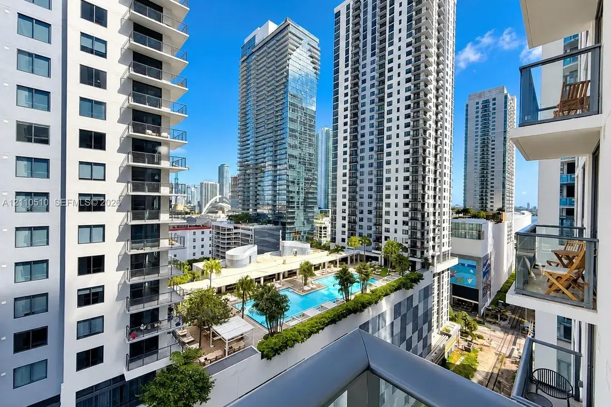 11 NE 6th St # 1811, Miami FL 33132