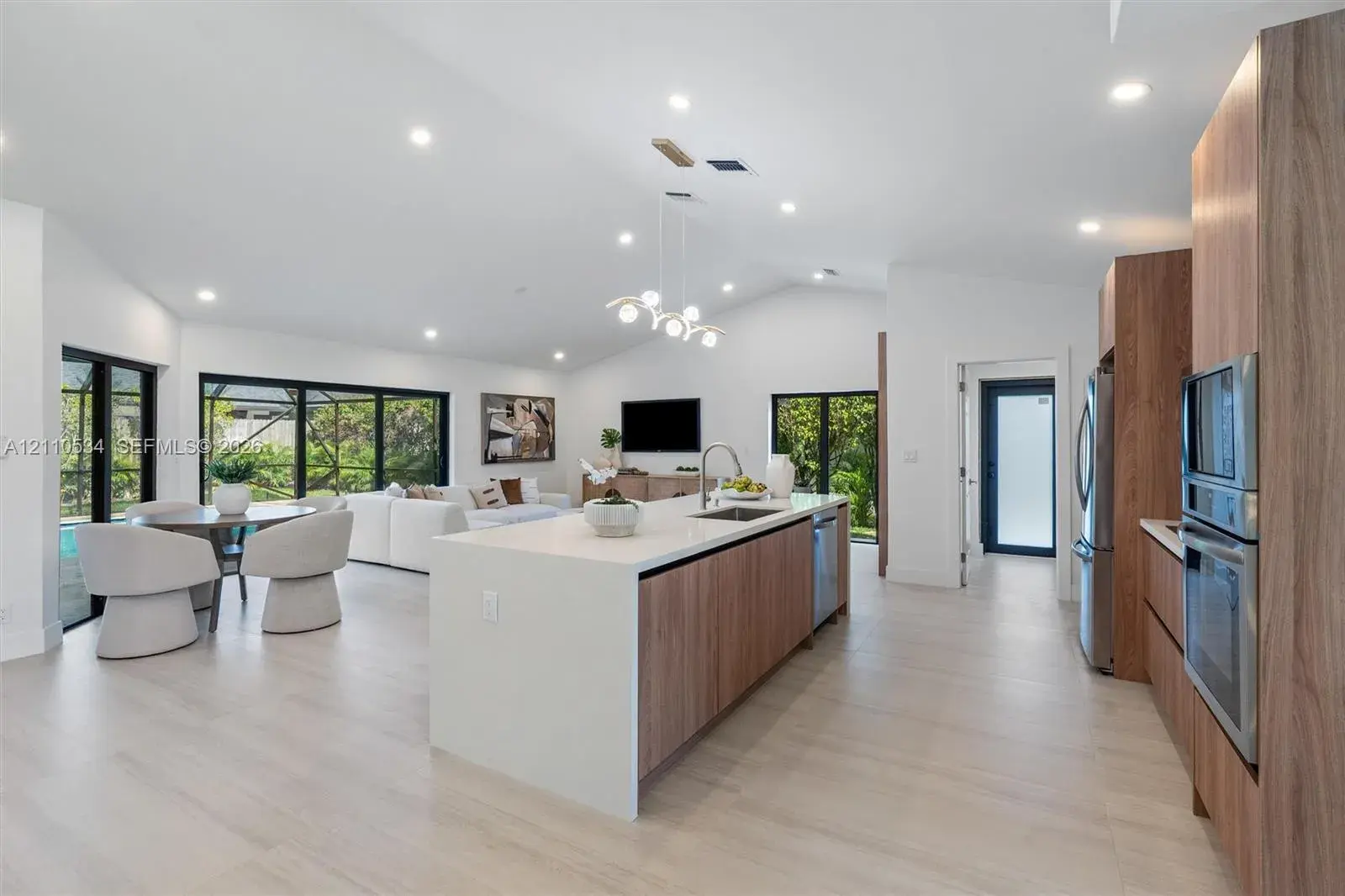 21193 Raindance Ln, Boca Raton FL 33428