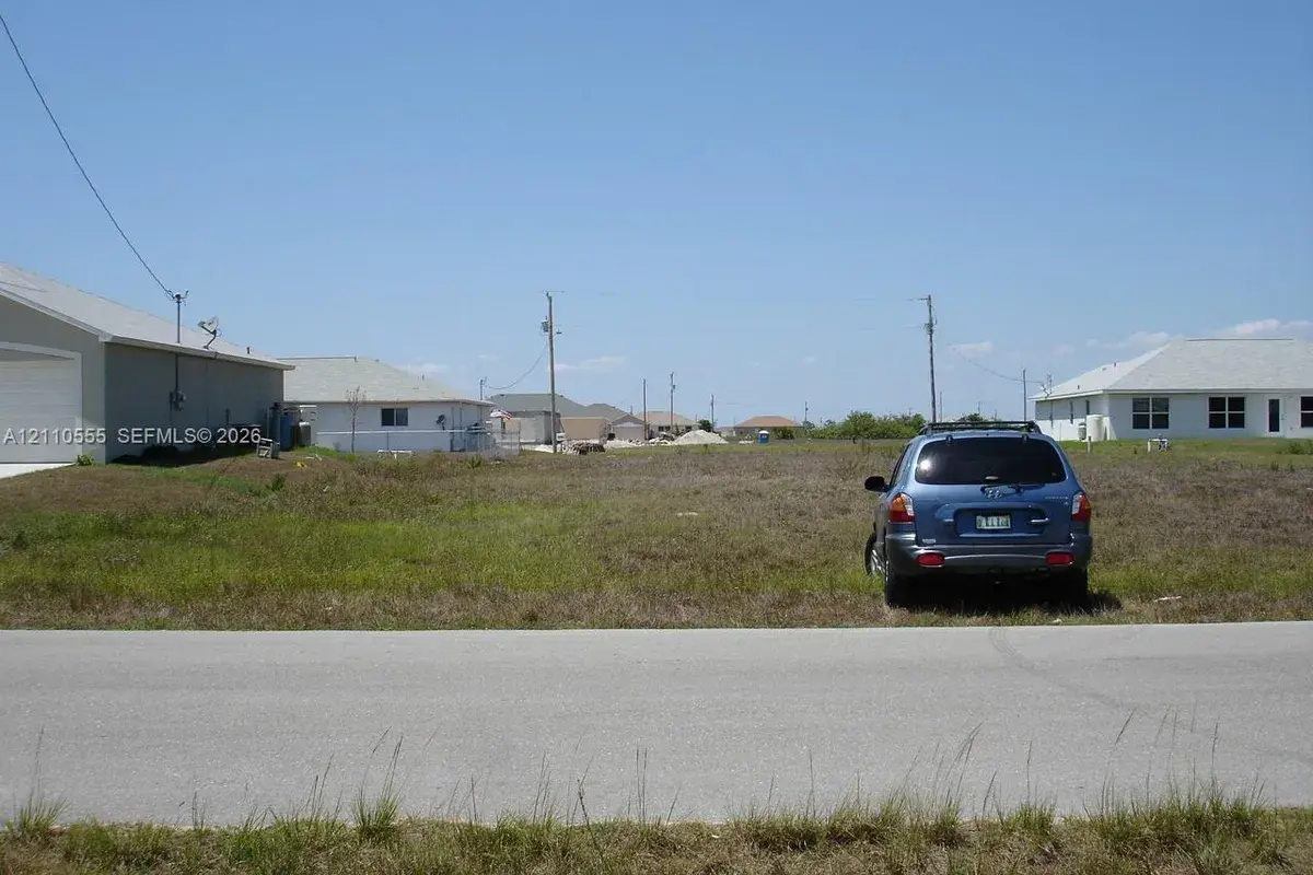 1309 NW 10th, Cape Coral FL 33993