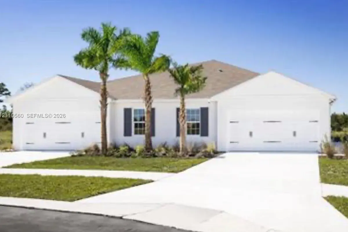 285 Raspberry Rd, Fort Pierce FL 34981