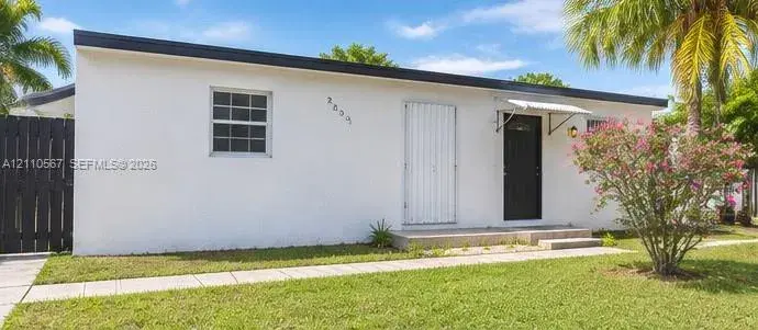 740 N 69th Ter, Hollywood FL 33024