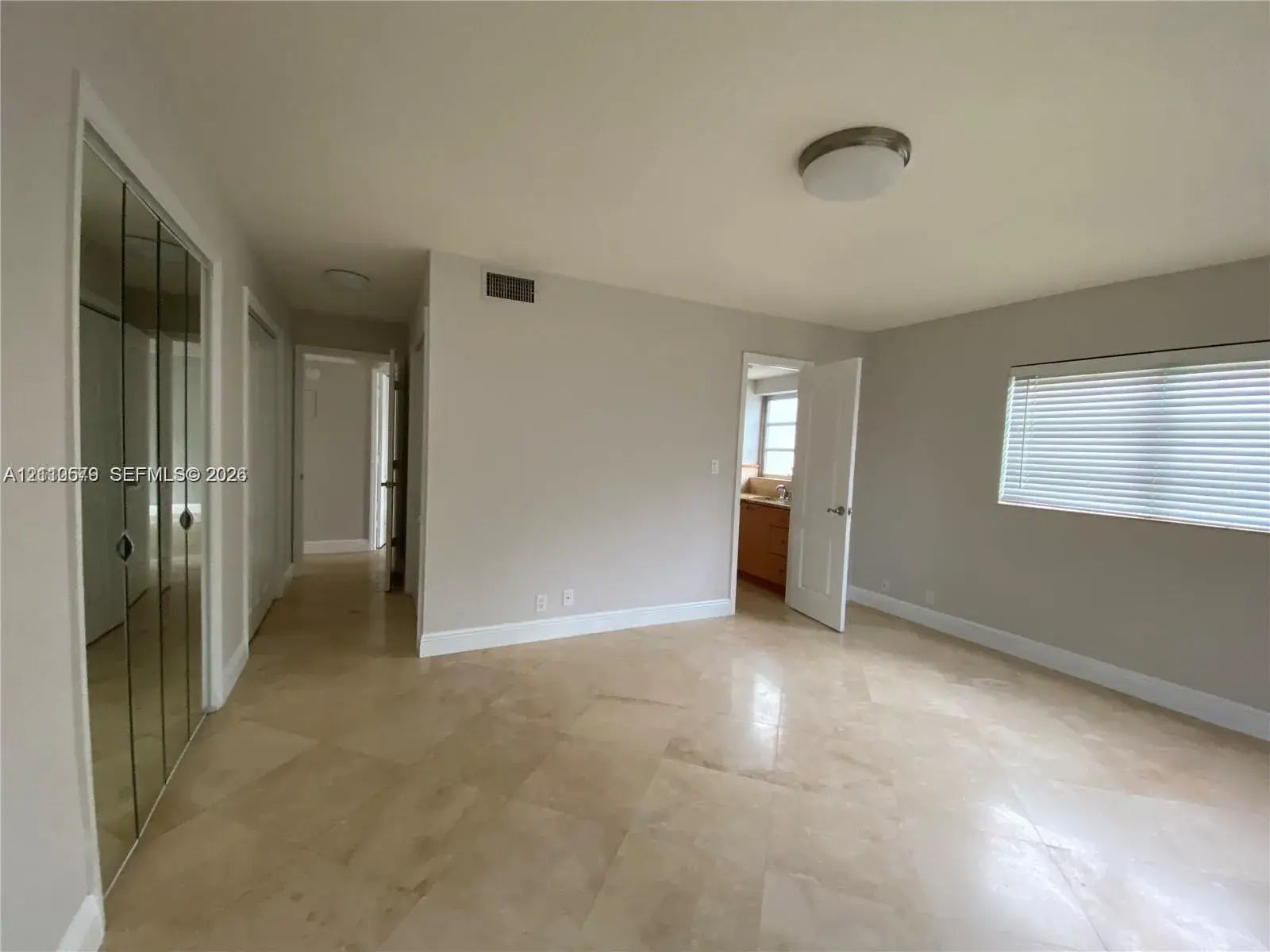 232 NE 12th Ave # 301, Hallandale Beach FL 33009