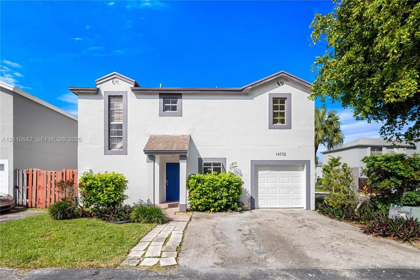 14732 SW 90th Ter, Miami FL 33196