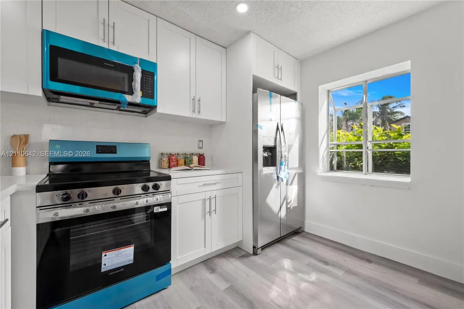 14732 SW 90th Ter, Miami FL 33196