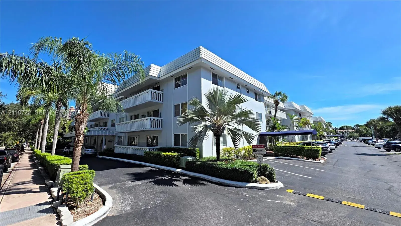 100 Edgewater Dr # 115, Coral Gables FL 33133