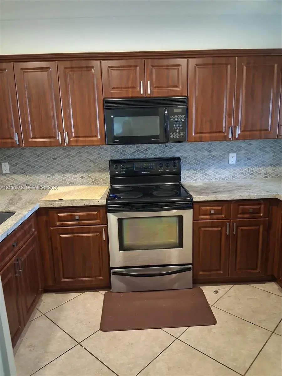8746 SW 114th Pl, Miami FL 33173