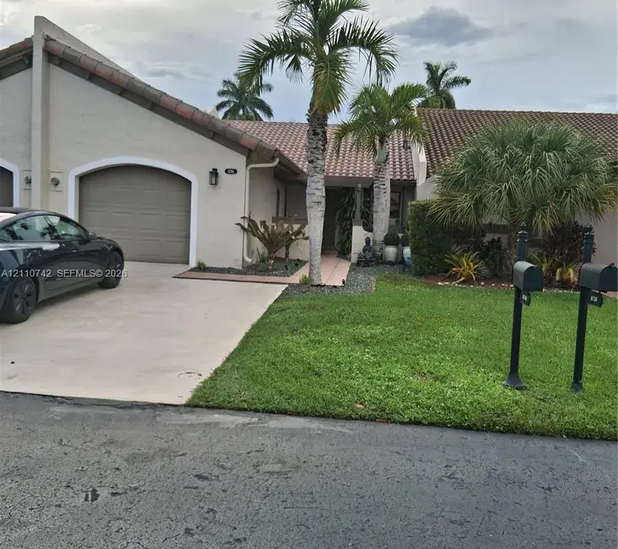 8746 SW 114th Pl, Miami FL 33173