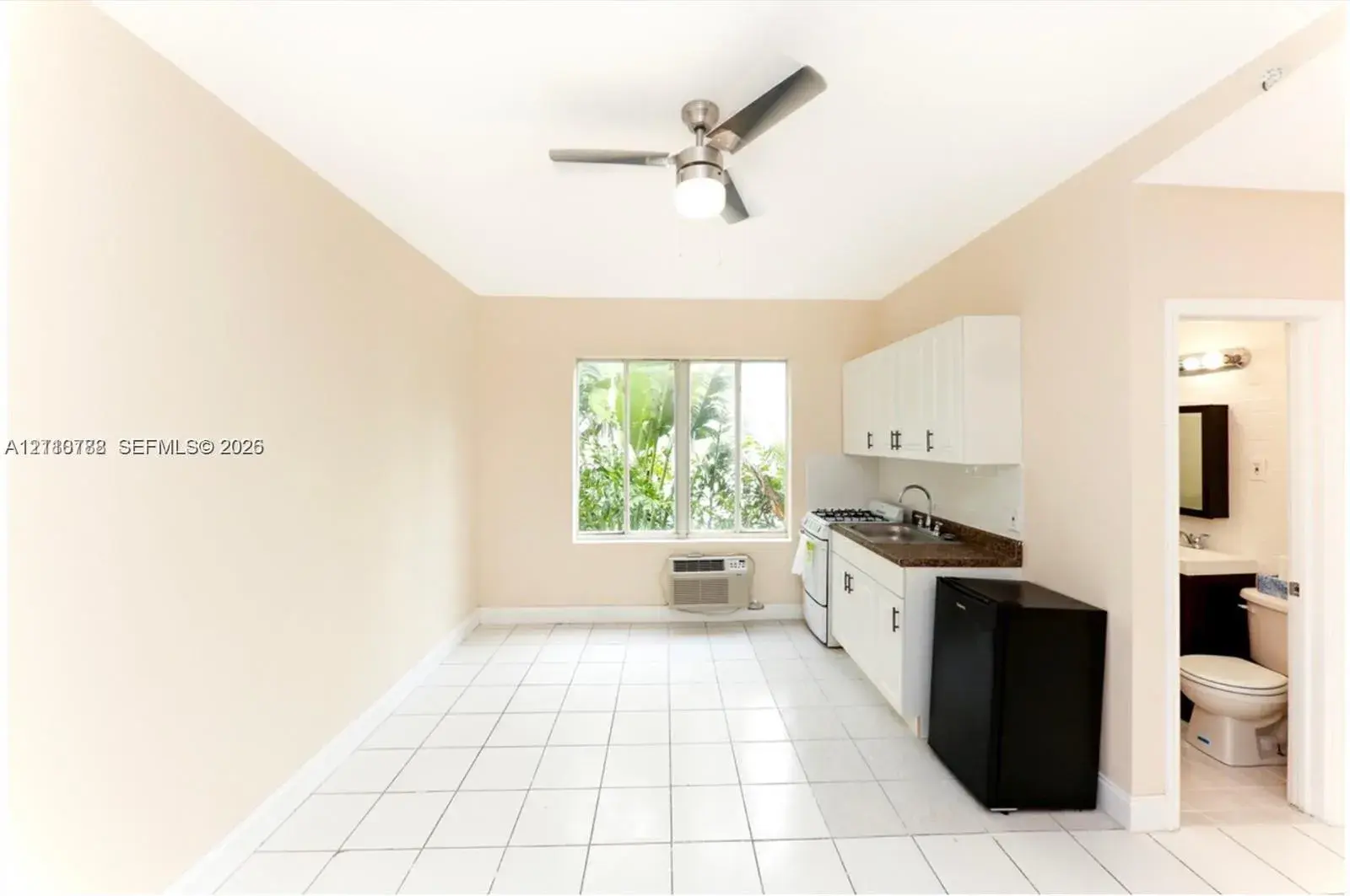3710 Collins Ave # 202, Miami Beach FL 33140