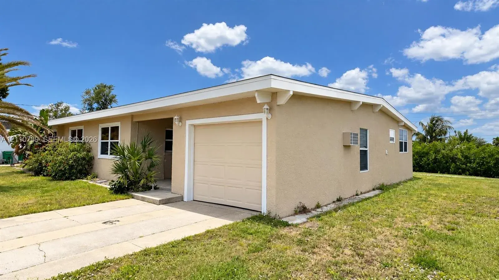 176 Godfrey Ave NE, Port Charlotte FL 33952