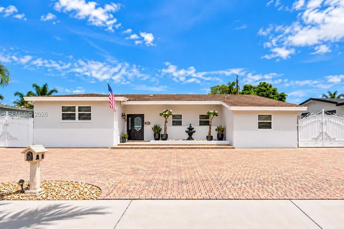1720 SW 84th Ave, Miami FL 33155