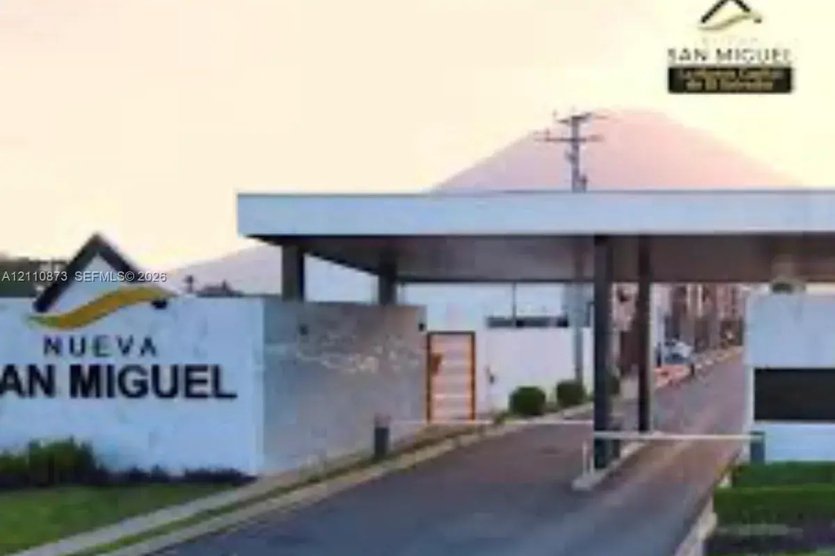 Lote #35 Nueva San Miguel Lote #35 Poligono 105, FL