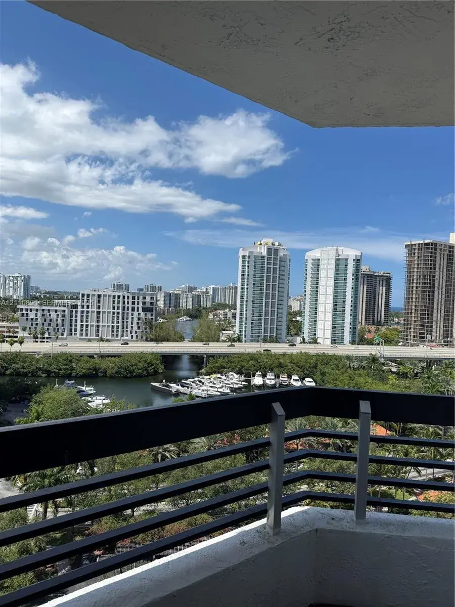 3600 Mystic Pointe Dr # 1611, Aventura FL 33180