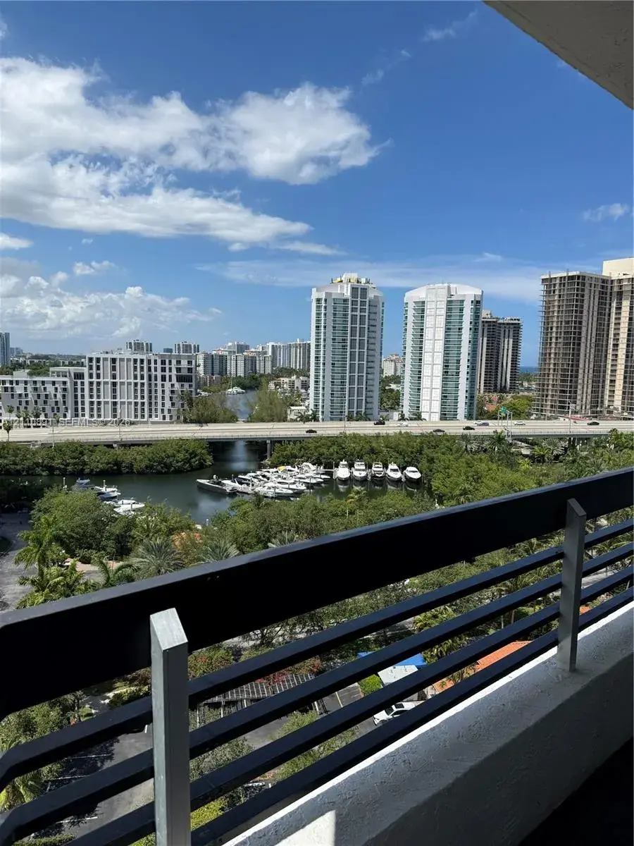 3600 Mystic Pointe Dr # 1611, Aventura FL 33180