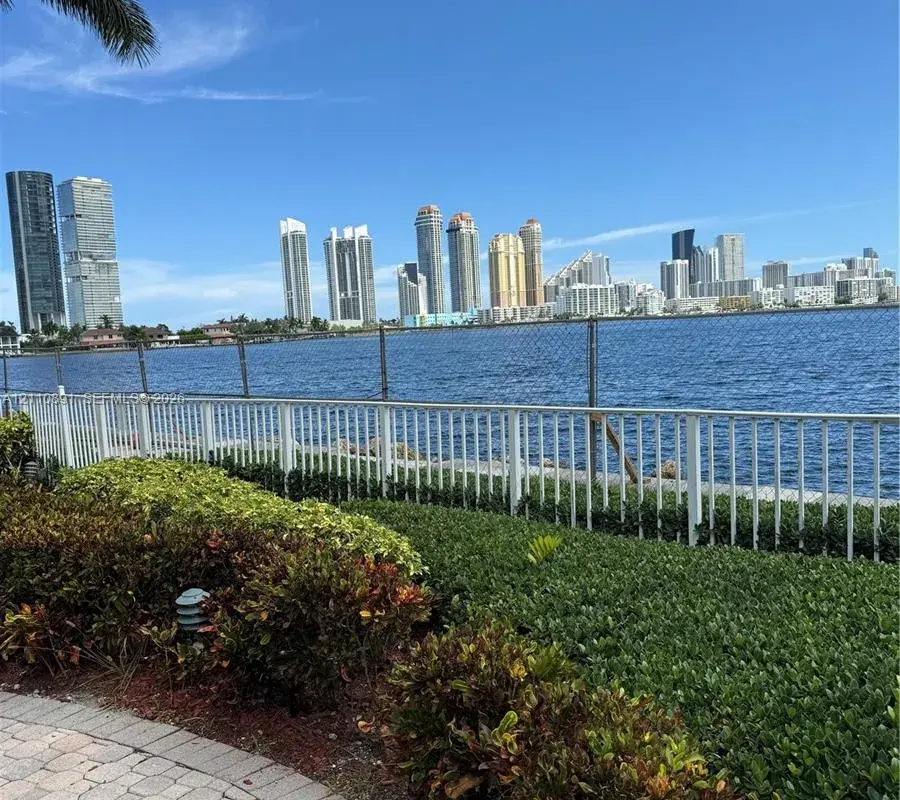 3600 Mystic Pointe Dr # 1611, Aventura FL 33180