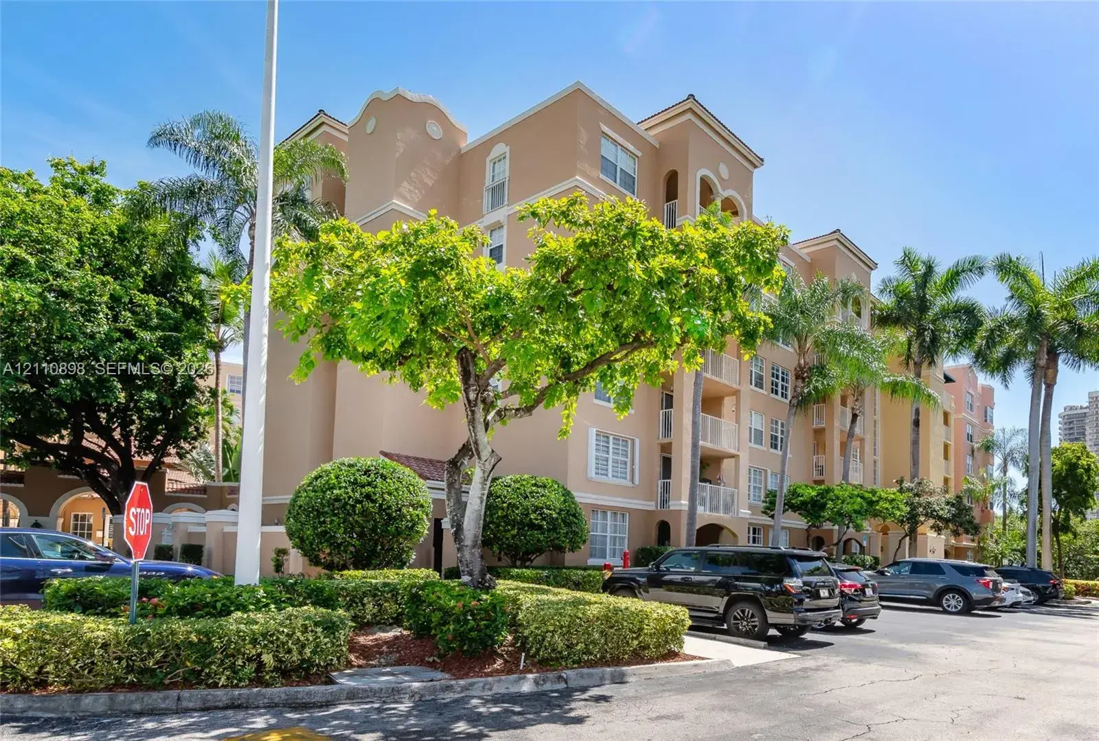 19655 E Country Club Dr # 6207, Aventura FL 33180