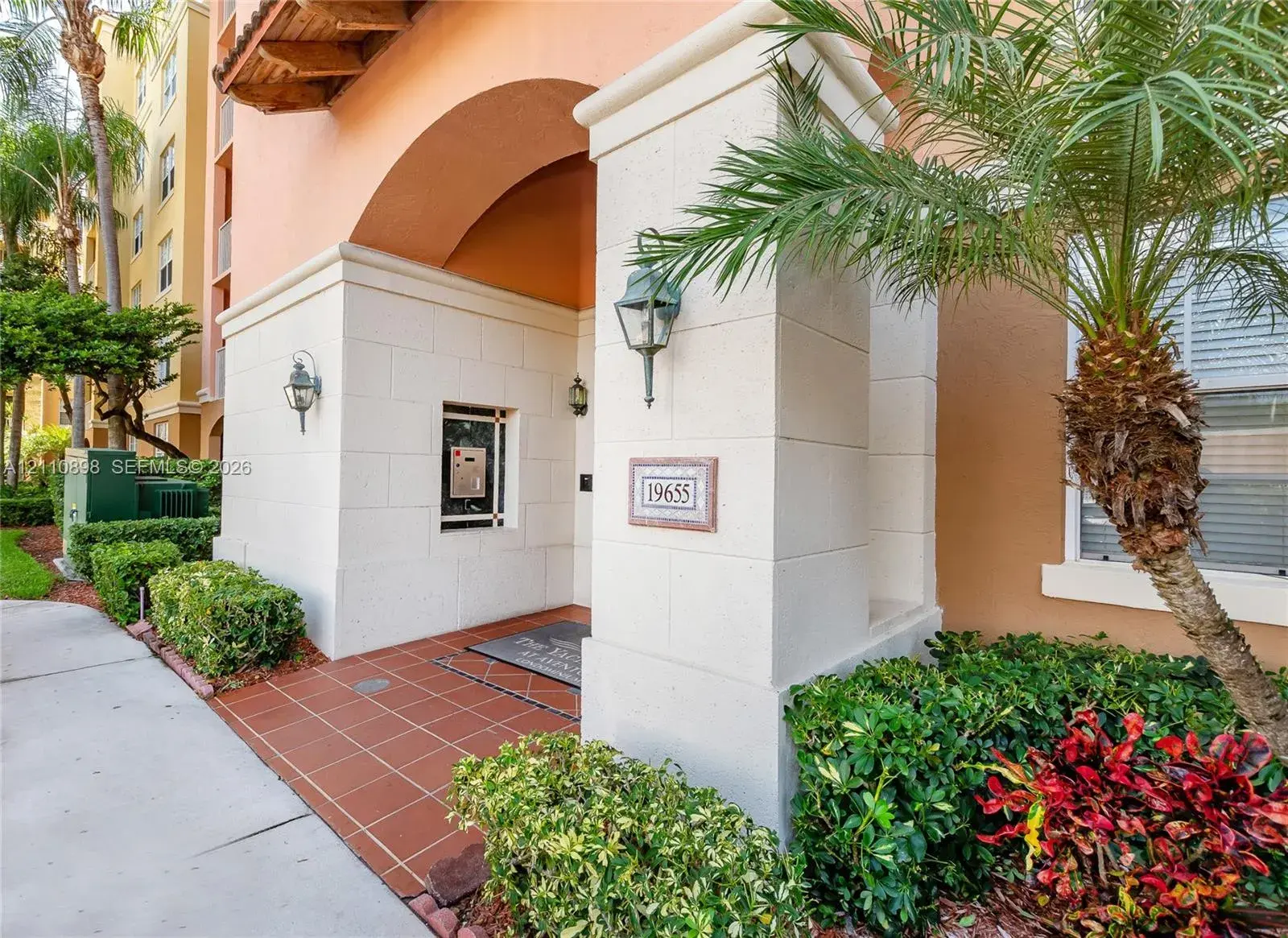 19655 E Country Club Dr # 6207, Aventura FL 33180