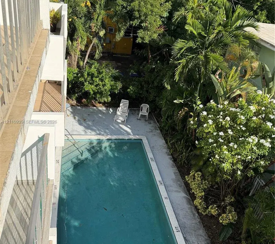 8255 Abbott Ave # 402, Miami Beach FL 33141