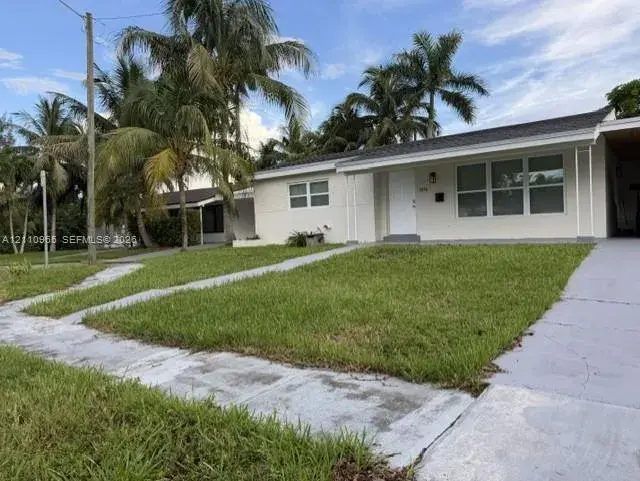 3034 Arthur St, Hollywood FL 33021