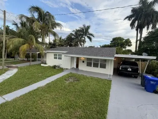 3034 Arthur St, Hollywood FL 33021