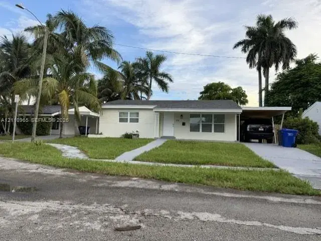 3034 Arthur St, Hollywood FL 33021