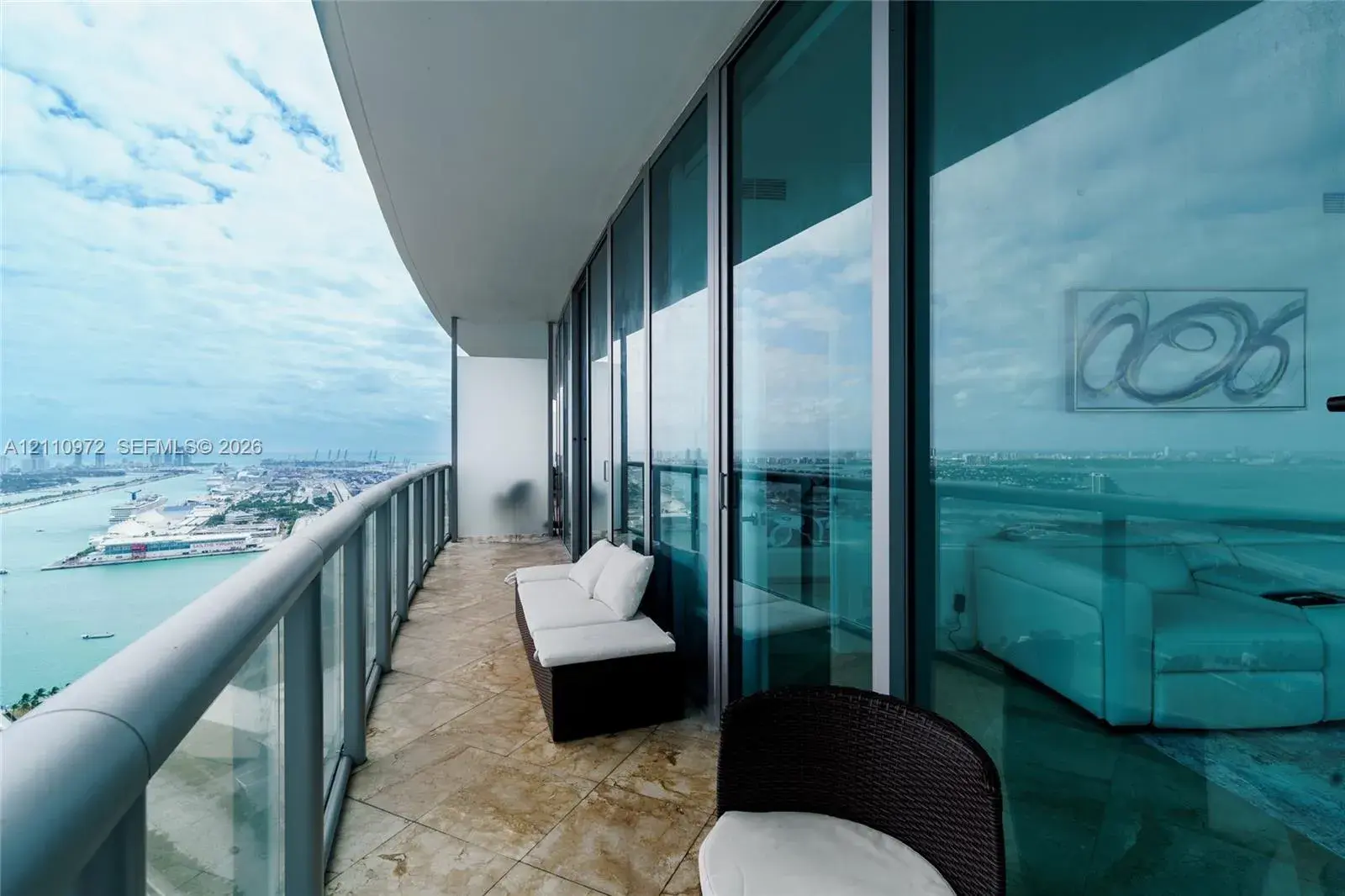 888 Biscayne Blvd # 4712, Miami FL 33132