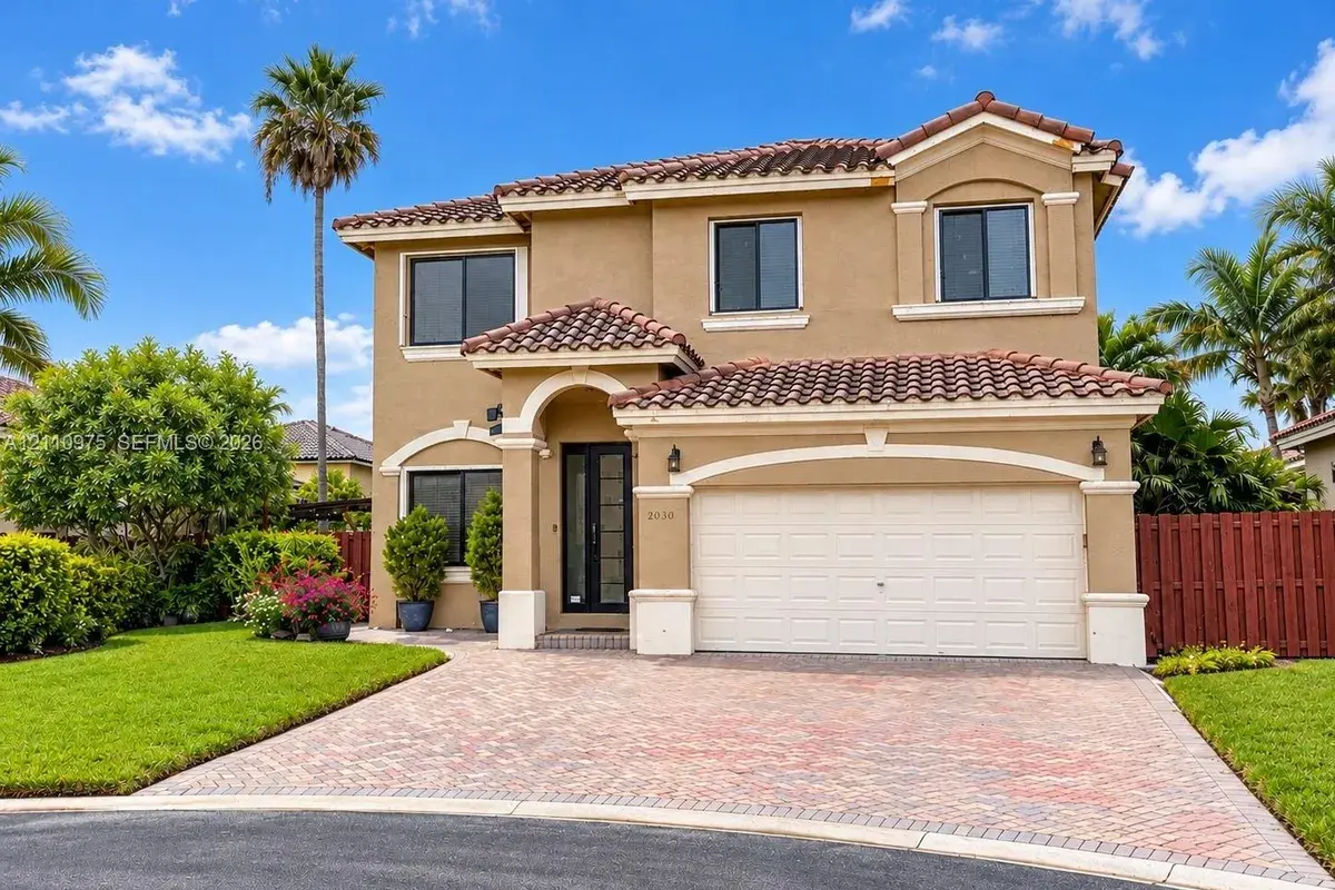 2030 NW 99th Ter, Pembroke Pines FL 33024